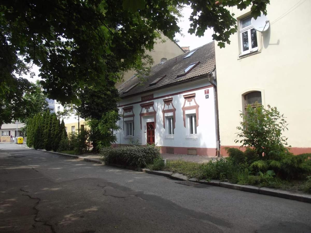 Pension U akátu Praha Bagian luar foto
