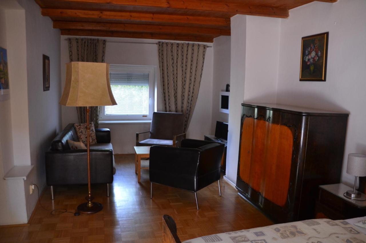 Pension U akátu Praha Bagian luar foto