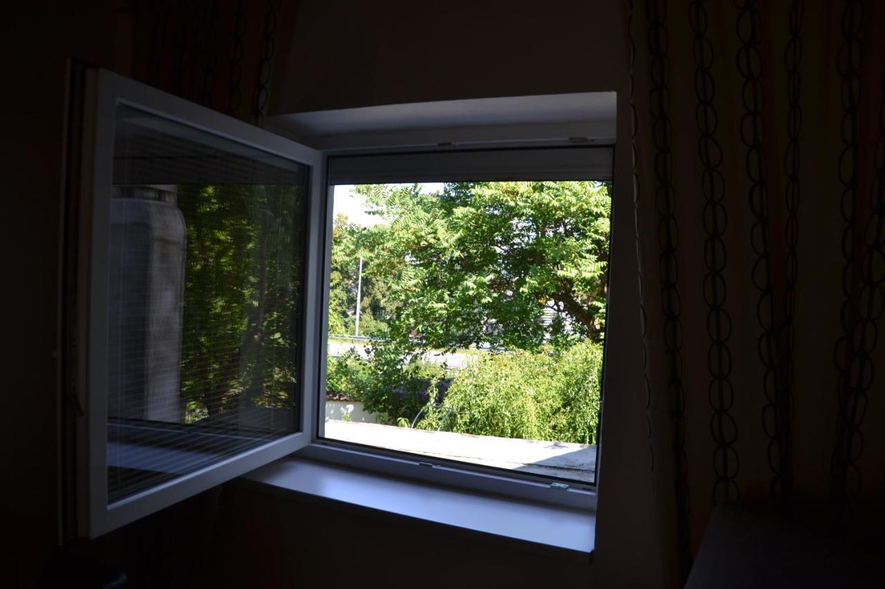 Pension U akátu Praha Bagian luar foto