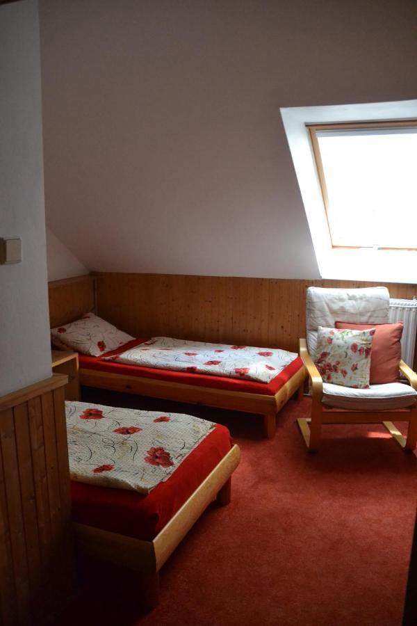 Pension U akátu Praha Bagian luar foto